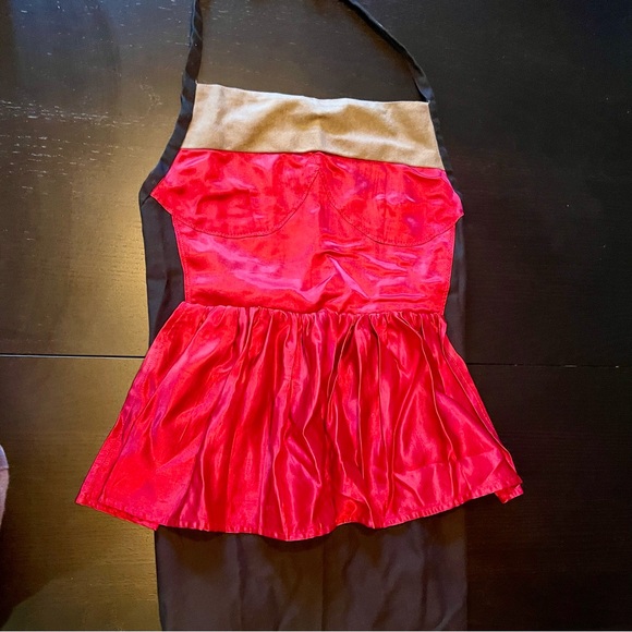 Red and Beige Apron - Picture 1 of 7